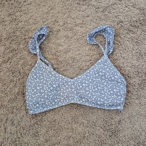 Blue Floral Kingdom And State Swimsuit Top Size Medium